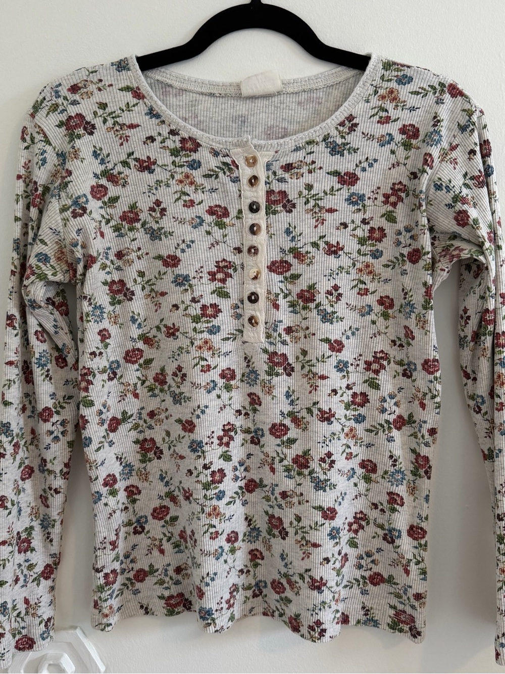 Y2K Inspired (Possibly Vintage?) Floral Ribbed Henley Top